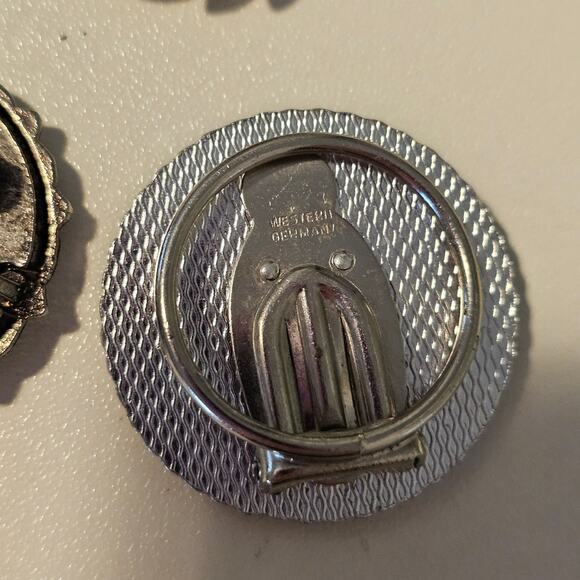 Vintage Scarf Clip Lot - Gold, Silver, Southwestern & more - some West Germany - Picture 7 of 11